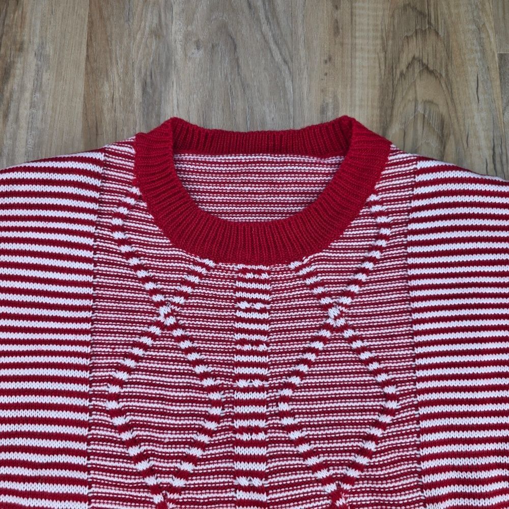 🩵🅰️NWOT Red & White Striped Knit Long Sleeve Sweater Large - Picture 7 of 16